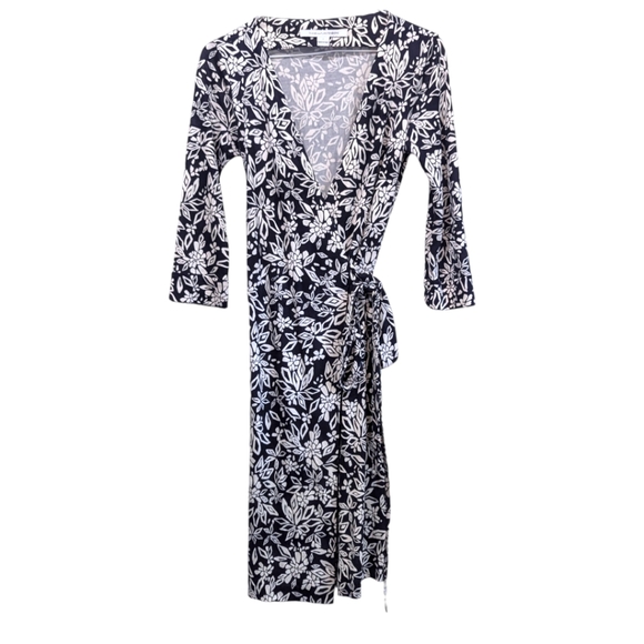 Diane von Furstenberg Wrap Dress 2 - Picture 1 of 3